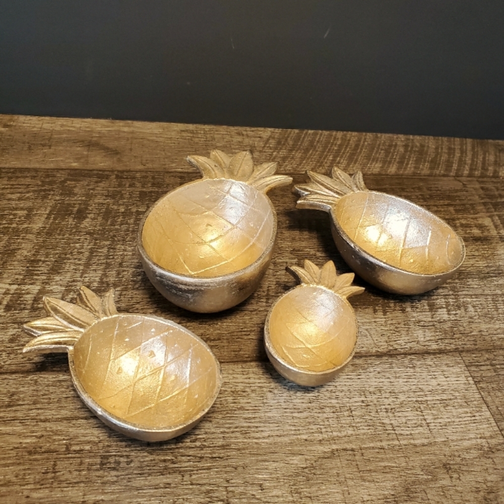 Golden Pineapple Decorative Measuring Bowls